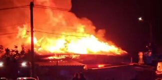 CJ Timiș alocă 400.000 de lei pentru persoanele afectate de incendiul din Săcălaz. Fondurile vor fi utilizate pentru 15 containere modulare.