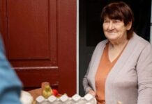 Canicula persistă în Timiș. Direcția de Asistență Socială oferă apă și alimente persoanelor vulnerabile