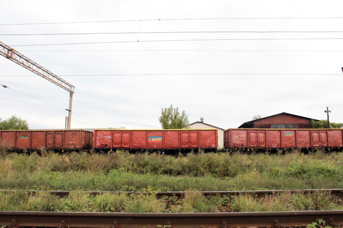 Cerealele din Ucraina ar putea fi transportate cu trenul prin Moldova către Constanța. Kievul solicită o reducere de 50% a tarifelor.