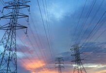 De ce România vinde energie ieftină Bulgariei și o recumpără de 7 ori mai scump? Explicațiile unui fost ministru.