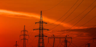 Guvernul a implementat măsuri de siguranță pe piața energiei electrice. Transelectrica va putea diminua exporturile și restricționa consumul marilor consumatori.