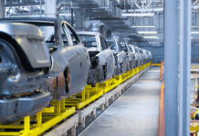 Industria auto germană se află în dificultate. Volkswagen, BMW și Mercedes elimină mii de locuri de muncă.