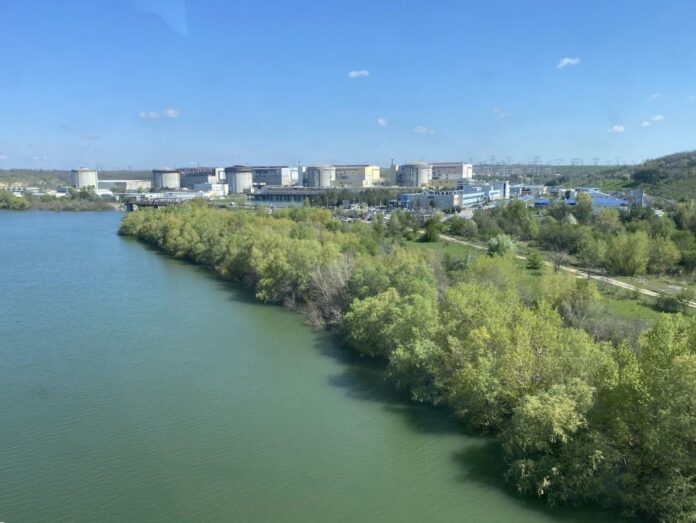 O primă detonare de „control” pentru a redirecționa cursul Dunării spre centrala nucleară de la Cernavodă
