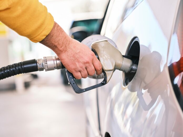 România, cea mai mare creștere de prețuri la carburanți din UE. Cu cât s-au majorat prețurile în iulie.