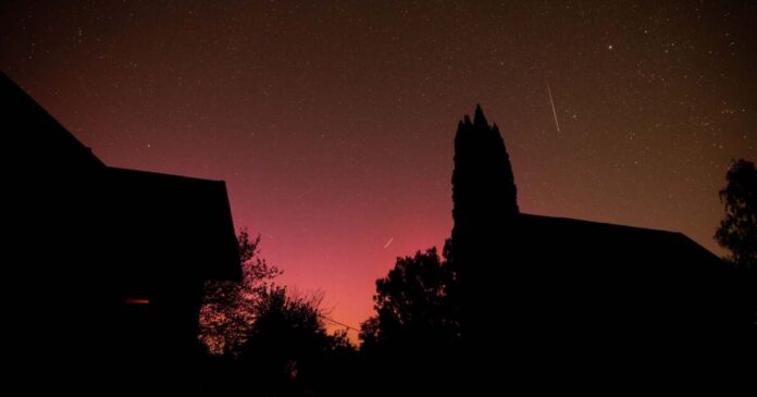 UVT vă invită să observați eclipsa de Soare și Perseidele mâine seară