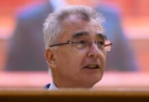 Reacția AUR la declarațiile lui Nicușor Dan despre zona euro: Președintele minte. Trebuie oprit înainte să fie prea târziu.