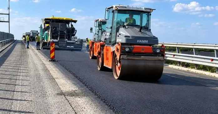 Circulați cu atenție pe A1 în zona lucrărilor. Șoferi au lovit deja balizele Circulați cu atenție pe A1 în zona lucrărilor. Șoferi au lovit deja balizele