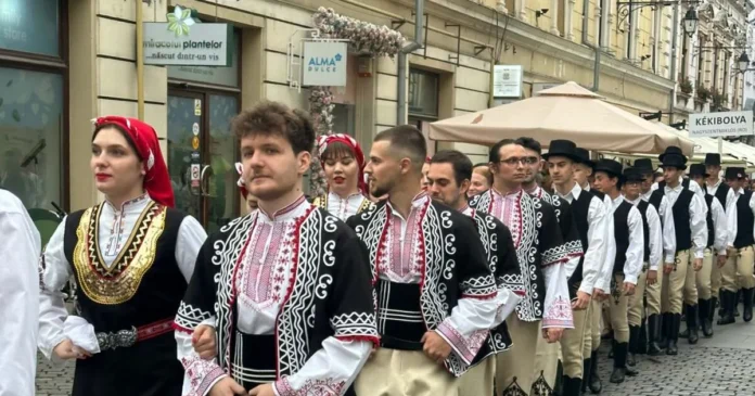 Dezbatere la Timișoara pe muzeul minorităților și plăcuțe multilingve Dezbatere la Timișoara pe muzeul minorităților și plăcuțe multilingve