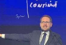 Dominic Fritz înainte de plecarea din Primăria Timișoara: „Nu pot să-mi încheie misiunea” Dominic Fritz înainte de plecarea din Primăria Timișoara: „Nu pot să-mi încheie misiunea”
