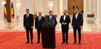 Fitch: România riscă retrogradarea la junk dacă criza politică se prelungește Fitch: România riscă retrogradarea la junk dacă criza politică se prelungește