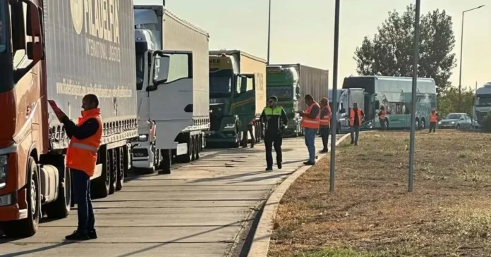 FOTO. Scopul și destinația vizitei. Controale pe drumuri naționale și autostradă FOTO. Scopul și destinația vizitei. Controale pe drumuri naționale și autostradă