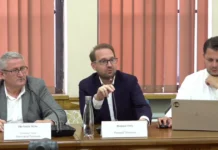 Fritz, la ultimul plen ca primar: „Ne vom mai vedea, din ce poziții și funcții” Fritz, la ultimul plen ca primar: „Ne vom mai vedea, din ce poziții și funcții”