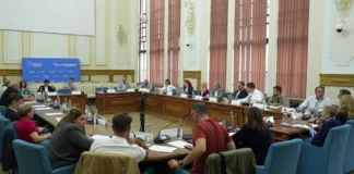 Împrumut de 30 de milioane de euro aprobat, cu tensiuni la primărie Împrumut de 30 de milioane de euro aprobat, cu tensiuni la primărie