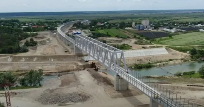 Lucrările la calea ferată București–Giurgiu au ajuns la 15% Lucrările la calea ferată București–Giurgiu au ajuns la 15%