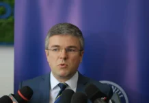 Ministerul Economiei se reorganizează. Darău: Nu devine mai eficient tăind posturi Ministerul Economiei se reorganizează. Darău: Nu devine mai eficient tăind posturi
