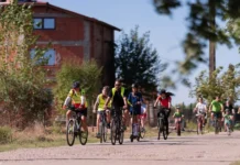 Pedalăm prin vestul țării: comunitățile se alătură la „Marea Pedalare” Pedalăm prin vestul țării: comunitățile se alătură la „Marea Pedalare”