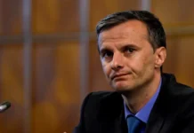 România pierde competitivitate și se dezindustrializează accelerat România pierde competitivitate și se dezindustrializează accelerat
