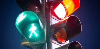SDM cumpără 400 de semafoare LED pentru Timișoara. Licitație de 160.000 de euro SDM cumpără 400 de semafoare LED pentru Timișoara. Licitație de 160.000 de euro