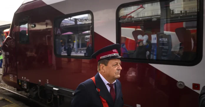 Trenul Viena - București Nord, program modificat în Ungaria până în decembrie