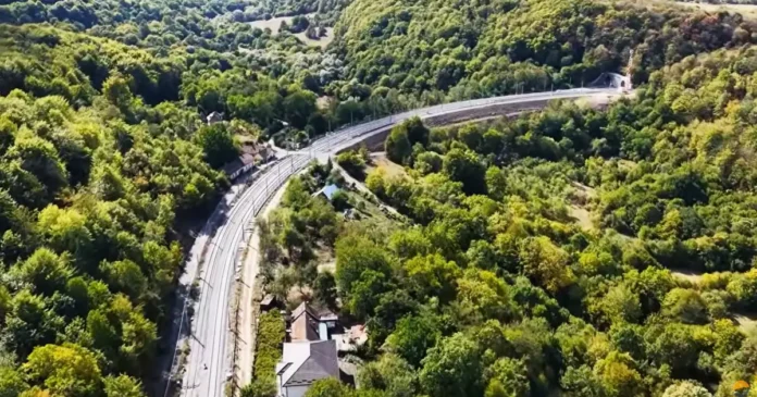 Trenurile ar putea reveni pe o linie feroviară deschisă acum mai bine de 150 de ani Trenurile ar putea reveni pe o linie feroviară deschisă acum mai bine de 150 de ani
