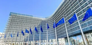 Un miliard de euro pentru industrie. Cine poate accesa noile fonduri UE Un miliard de euro pentru industrie. Cine poate accesa noile fonduri UE
