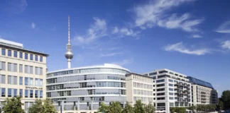 Berlin: naționalizarea zguduie piața imobiliară. Pierderi de 8 miliarde de euro Berlin: naționalizarea zguduie piața imobiliară. Pierderi de 8 miliarde de euro