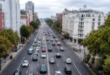 Bucureștiul a crescut cu 33%, dar două regiuni au pierdut peste 11% Bucureștiul a crescut cu 33%, dar două regiuni au pierdut peste 11%