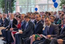 Congres USR la Timișoara: Partidul lui Fritz își alege Biroul Național Congres USR la Timișoara: Partidul lui Fritz își alege Biroul Național