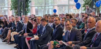 Congres USR la Timișoara: Partidul lui Fritz își alege Biroul Național Congres USR la Timișoara: Partidul lui Fritz își alege Biroul Național
