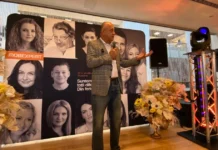 Dan Șucu despre 20 de ani de Mobexpert Băneasa: „Omul vrea mai mult” Dan Șucu despre 20 de ani de Mobexpert Băneasa: „Omul vrea mai mult”