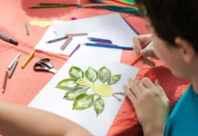 Elevii Liceului de Arte Plastice din Timișoara își vor desena emoțiile în VR Elevii Liceului de Arte Plastice din Timișoara își vor desena emoțiile în VR