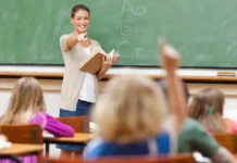 Elevii și profesorii au weekend prelungit: liber pe 5 octombrie Elevii și profesorii au weekend prelungit: liber pe 5 octombrie