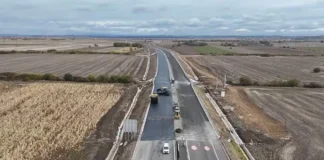 Începe turnarea stratului de uzură pe Chiribiș Începe turnarea stratului de uzură pe Chiribiș