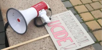 Marș anti-violență la Timișoara. Se cer măsuri concrete pentru victime Marș anti-violență la Timișoara. Se cer măsuri concrete pentru victime