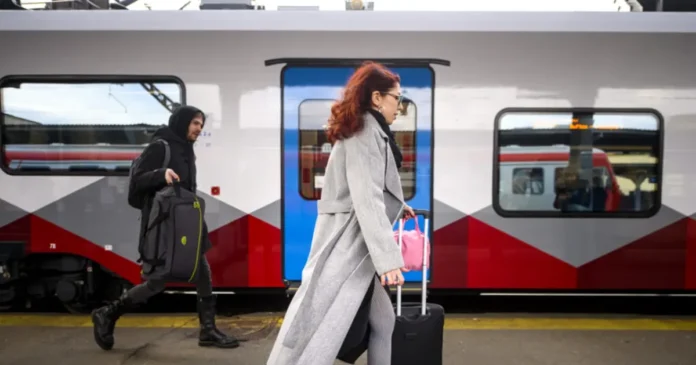 Modificări pe ruta Timișoara–Budapesta: călătorii vor fi transportați cu autobuze Modificări pe ruta Timișoara–Budapesta: călătorii vor fi transportați cu autobuze
