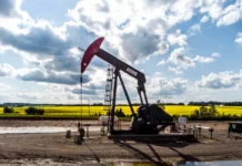 Petrolul, în pragul unui nou salt. Cât de mult ar putea crește din nou prețurile Petrolul, în pragul unui nou salt. Cât de mult ar putea crește din nou prețurile