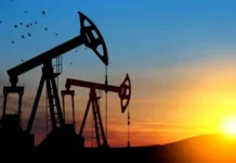Petrolul scade cu peste 2%, însă atacurile din Arabia Saudită pot aduce scumpiri Petrolul scade cu peste 2%, însă atacurile din Arabia Saudită pot aduce scumpiri