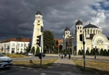 Piața Mocioni trece la constructor. Se verifică mai întâi situația din subteran Piața Mocioni trece la constructor. Se verifică mai întâi situația din subteran