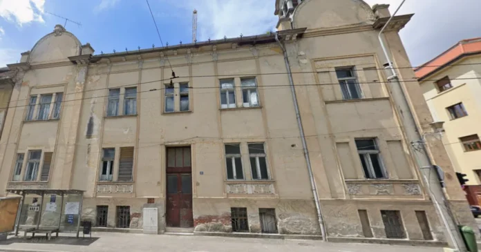 Primăria vrea să mai cumpere o clădire pe Mihai Viteazu