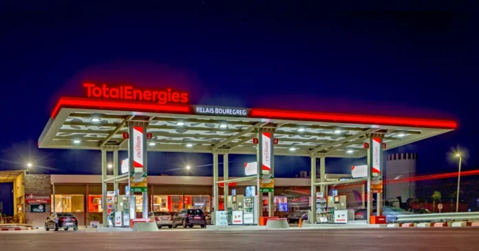 Războaiele urcă prețul carburanților. TotalEnergies, profit record de 8,3 mld. dolari Războaiele urcă prețul carburanților. TotalEnergies, profit record de 8,3 mld. dolari