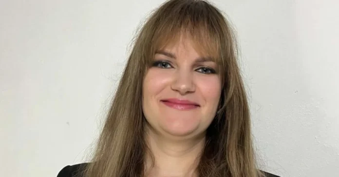 Refugiata ucraineană care crește cinci copii și are o croitorie în Timișoara Refugiata ucraineană care crește cinci copii și are o croitorie în Timișoara