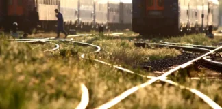 Sindicaliștii: trenurile pot fi oprite. 1.550 de angajați CFR Marfă, neplătiți Sindicaliștii: trenurile pot fi oprite. 1.550 de angajați CFR Marfă, neplătiți