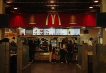 Un gigant fast-food folosește IA în secret pentru a stabili prețurile produselor Un gigant fast-food folosește IA în secret pentru a stabili prețurile produselor