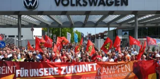 Volkswagen pierde 5,82 miliarde de euro într-un trimestru. Ce urmează angajaților Volkswagen pierde 5,82 miliarde de euro într-un trimestru. Ce urmează angajaților